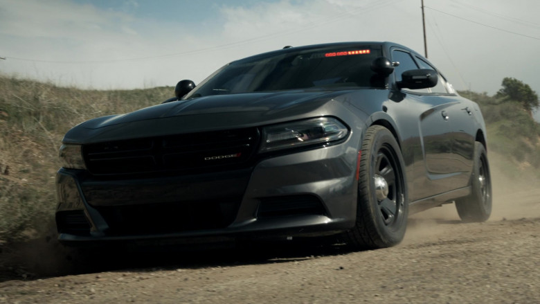 Dodge Charger Cars in S.W.A.T. S05E18 Family (7)