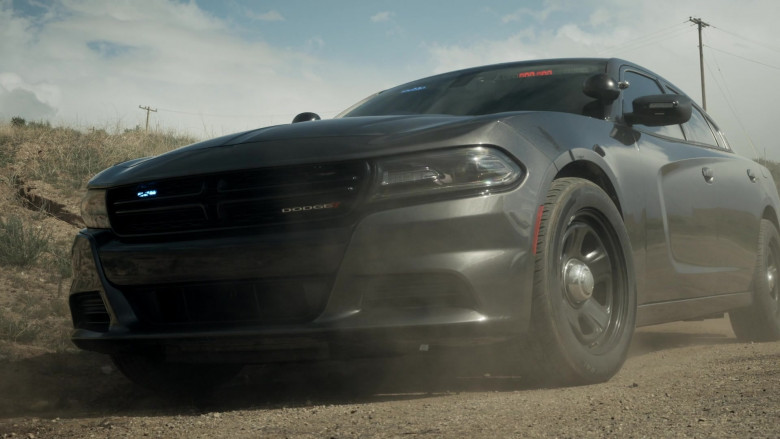 Dodge Charger Cars in S.W.A.T. S05E18 Family (8)