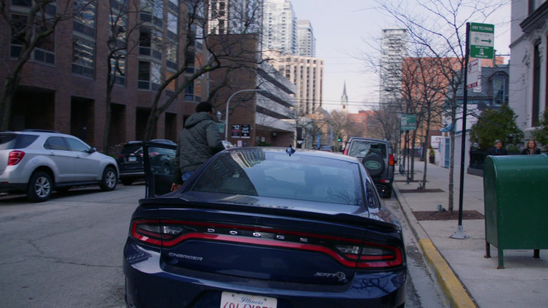 Dodge Charger SRT Car in Chicago P.D. S09E19 Fool's Gold (2022)