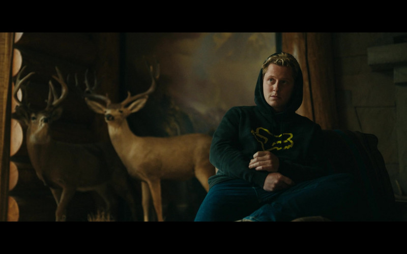 Fox Racing Hoodie in Outer Range S01E03 "The Time" (2022)