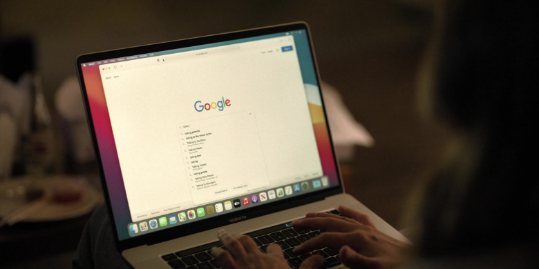 Google Web Search Engine Website in Roar S01E05 The Woman Who Was Fed By a Duck (1)