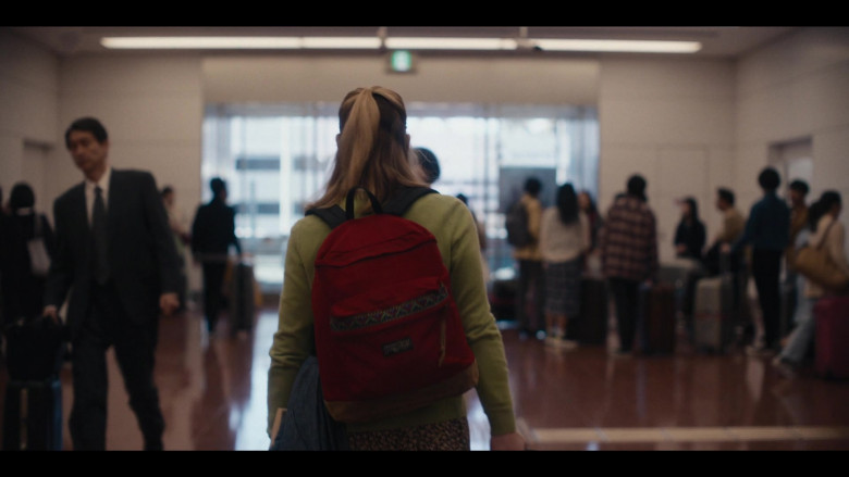 JanSport Backpack in Tokyo Vice S01E05 Everybody Pays (2022)