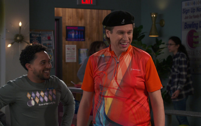 Kangol Hat and Savalino Shirt of Pete Holmes as Tom Smallwood in How We Roll S01E02 The Sponsor (2022)