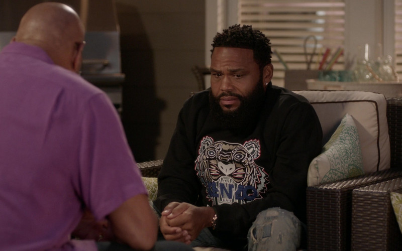 Kenzo Sweatshirt Worn by Anthony Anderson as Andre ‘Dre’ Johnson in Black-ish S08E11 The (Almost) Last Dance (2022)