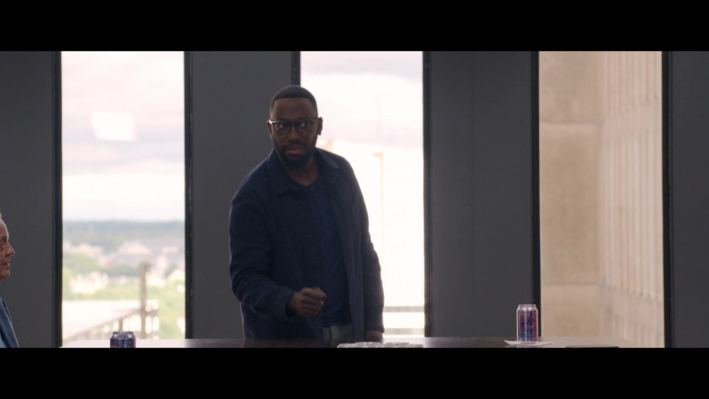 LaCroix Sparkling Water Cans in Woke S02E08 Kill Keef Knight (5)