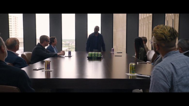 LaCroix Sparkling Water Cans in Woke S02E08 Kill Keef Knight (7)