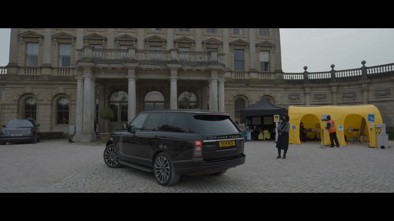 Land Rover Range Rover Vogue Car in The Bubble (2)