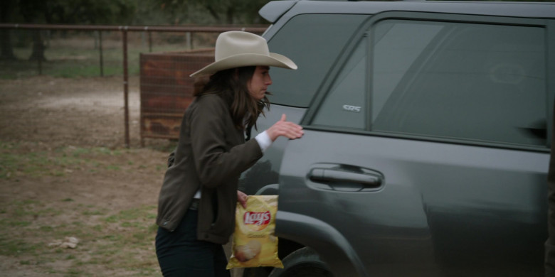 Lay's Classic Potato Chips in Walker S02E13 One Good Thing (1)