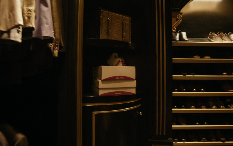 MBT Shoe Boxes in Better Call Saul S06E01 Wine and Roses (2022)
