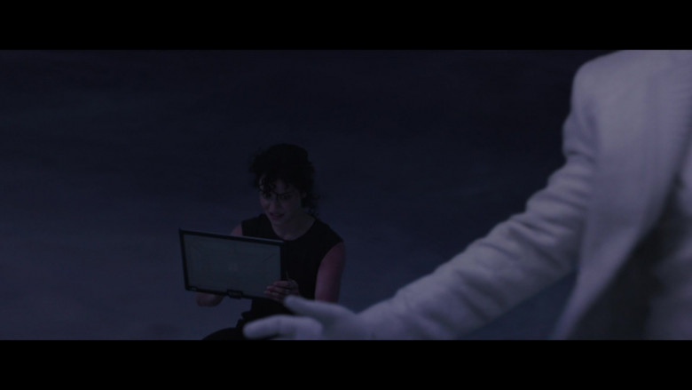 Microsoft Surface Tablet in Moon Knight S01E03 The Friendly Type (2022)