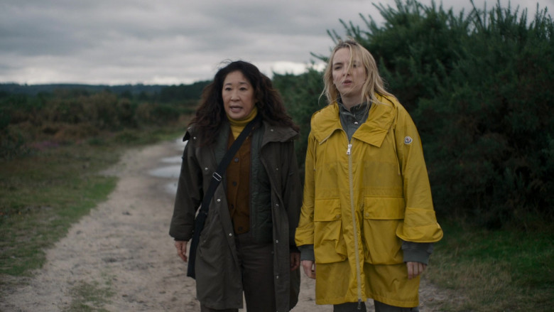 Moncler Yellow Jacket Worn by Jodie Comer as Villanelle in Killing Eve S04E08 TV Show Outfit (3)