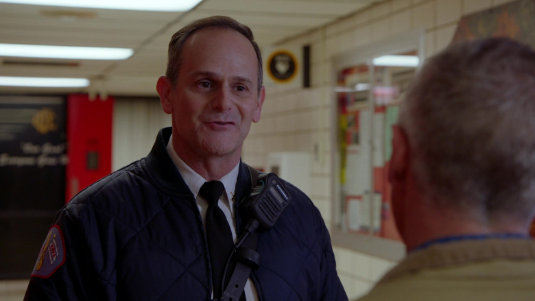 Motorola Radio in Chicago Fire S10E19 Finish What You Started (3)