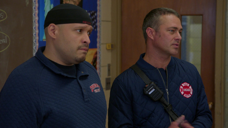 Motorola Radio in Chicago Fire S10E19 Finish What You Started (4)