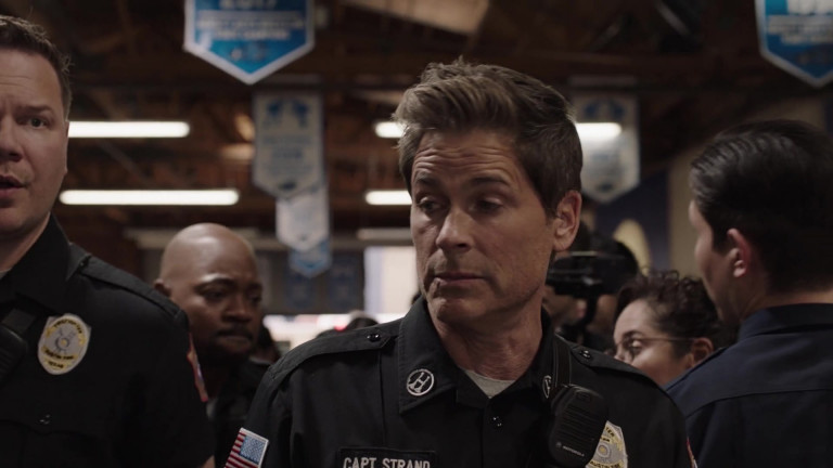 Motorola Radio Of Rob Lowe As Owen Strand In 9-1-1: Lone Star S03E14 ...