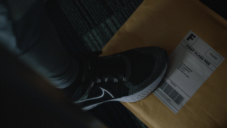Nike React Infinity Run Flyknit 2 White-Grey Sneakers in Atlanta S03E07 Trini 2 De Bone (2022)