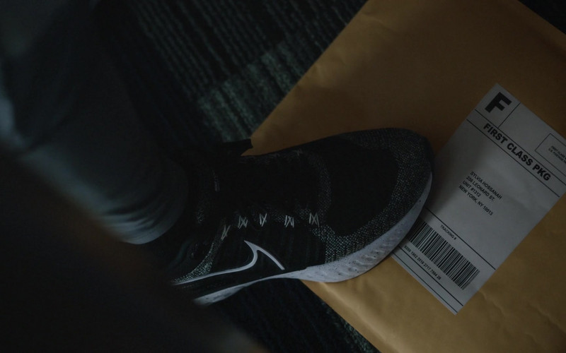 Nike React Infinity Run Flyknit 2 White-Grey Sneakers in Atlanta S03E07 Trini 2 De Bone (2022)