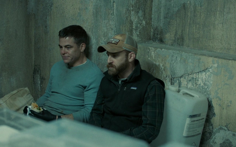 Patagonia Vest of Ben Foster as Mike in The Contractor (2022)