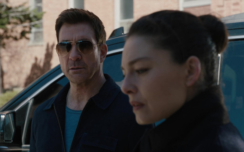 Ray-Ban Aviator Sunglasses of Dylan McDermott as Supervisory Special Agent Remy Scott in FBI Most Wanted S03E19 Whack Job (2022)