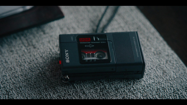 Sony Voice Recorder in Tokyo Vice S01E05 Everybody Pays (2022)