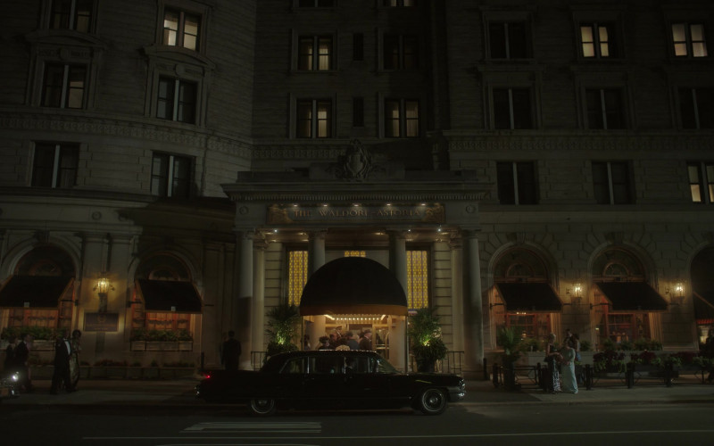 The Waldorf Astoria New York Luxury Hotel in Julia S01E07 Foie Gras (2022)