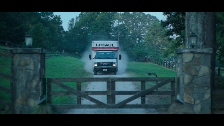 U-Haul Moving Trucks in Ozark S04E10 You're the Boss (3)