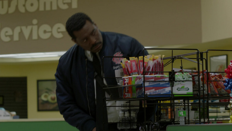 WRIGLEY'S Spearmint Chewing Gum in Chicago Fire S10E18 What's Inside You (2022)