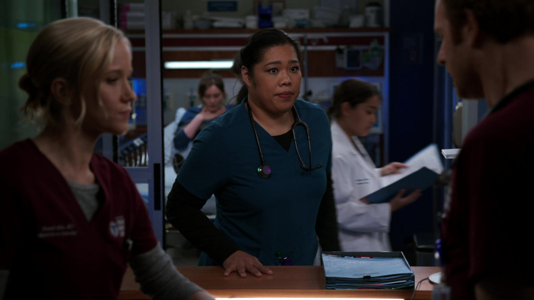 3M Littmann Stethoscopes in Chicago Med S07E21 Lying Doesn't Protect You from the Truth (1)