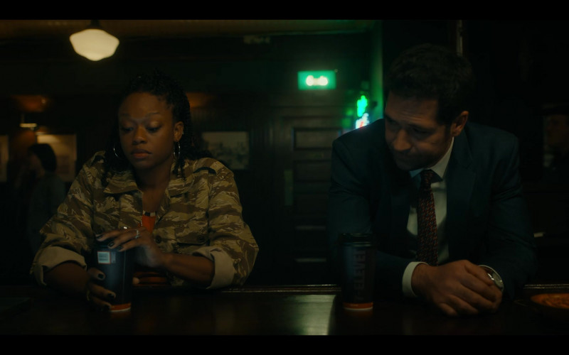 7-Eleven Coffee Enjoyed by Jazz Raycole as Izzy Letts and Manuel Garcia-Rulfo as Mickey Haller in The Lincoln Lawyer S01E03 "Momentum" (2022)