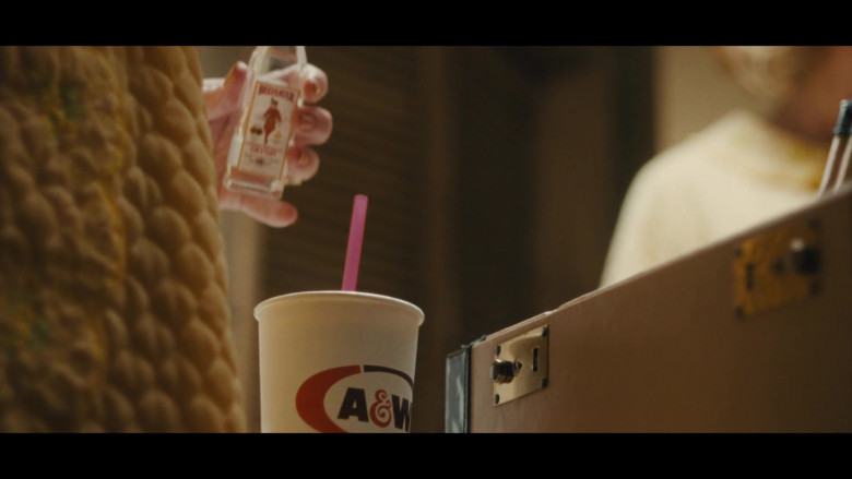 A&W Restaurant Drink and Beefeater Gin in Gaslit S01E06 Tuffy (2022)
