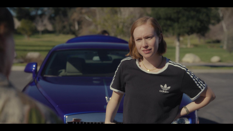 Adidas Women's T-Shirt of Hannah Einbinder as Ava in Hacks S02E03 Trust the Process (2022)
