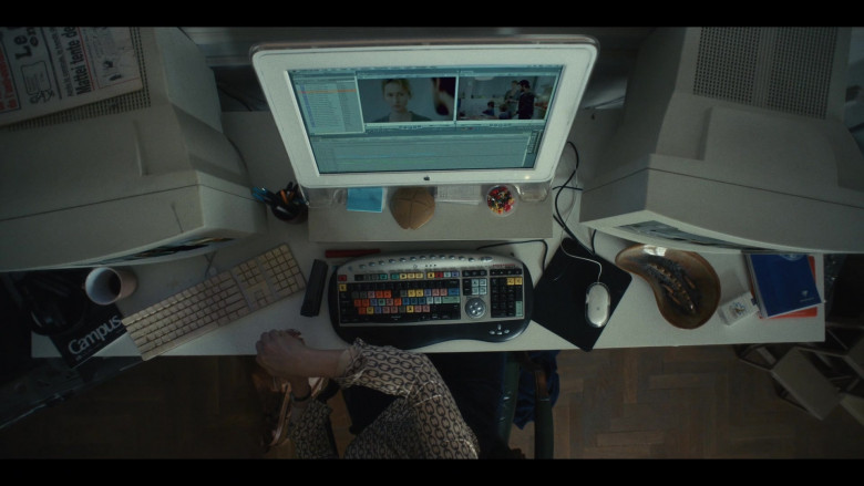 Apple Cinema Display in The Staircase S01E06 Red in Tooth and Claw (2022)