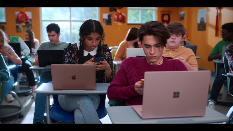 Apple MacBook Laptop of Avantika Vandanapu as Janet and Microsoft Surface Notebook of Joshua Colley as Yaz in Senior Year (2022)