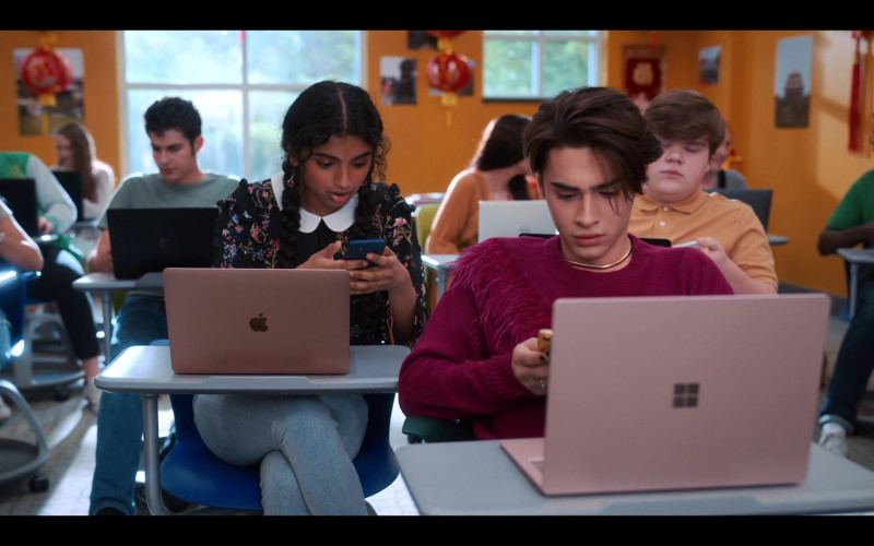 Apple MacBook Laptop of Avantika Vandanapu as Janet and Microsoft Surface Notebook of Joshua Colley as Yaz in Senior Year (2022)
