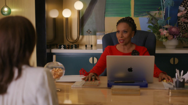 Apple MacBook Laptop of Jenifer Lewis as Patricia in I Love That for You S01E04 Impeccable She Casuals (2022)