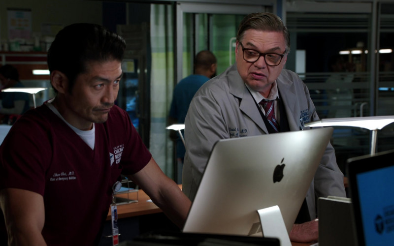 Apple iMac Computers in Chicago Med S07E20 End of the Day, Anything Can Happen (4)
