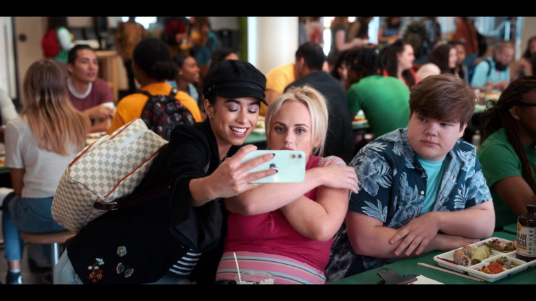 Apple iPhone Smartphone of Jade Bender as Brie Loves in Senior Year (1)