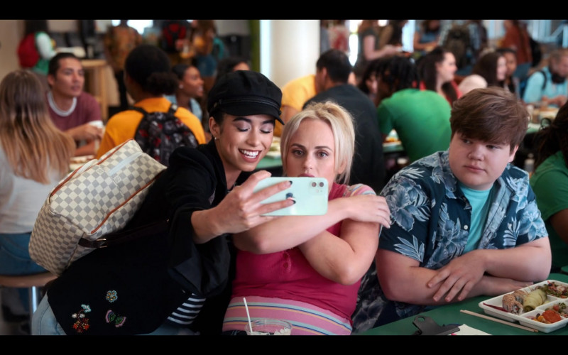 Apple iPhone Smartphone of Jade Bender as Brie Loves in Senior Year (1)