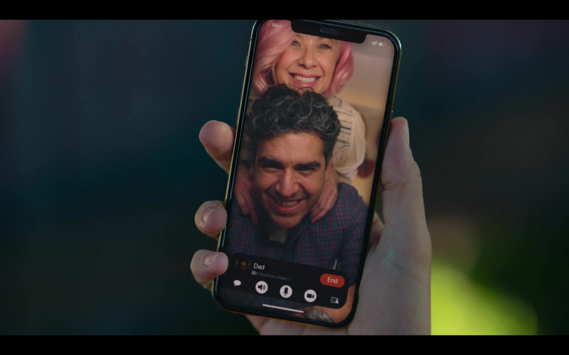 Apple iPhone and FaceTime App in A Perfect Pairing (2022)