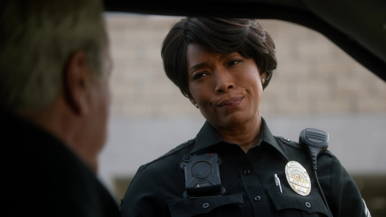 Axon Bodycam Used by Angela Bassett as Athena Grant in 9-1-1 S05E18 Starting Over (2022)