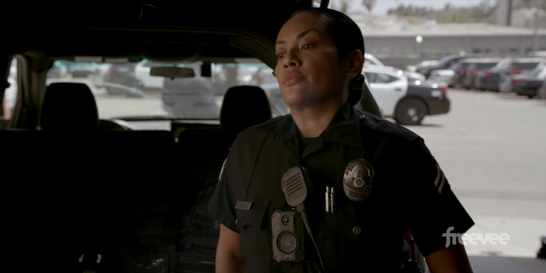 Axon Bodycams in Bosch Legacy S01E01 The Wrong Side of Goodbye (4)