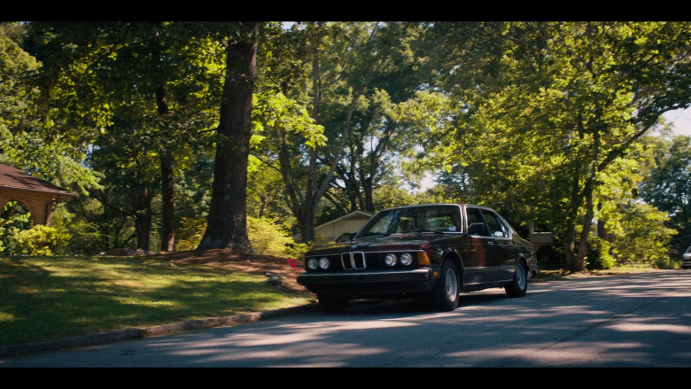 BMW Car of Joe Keery as Steve Harrington in Stranger Things S04E03 Chapter Three The Monster and the Superhero (3)