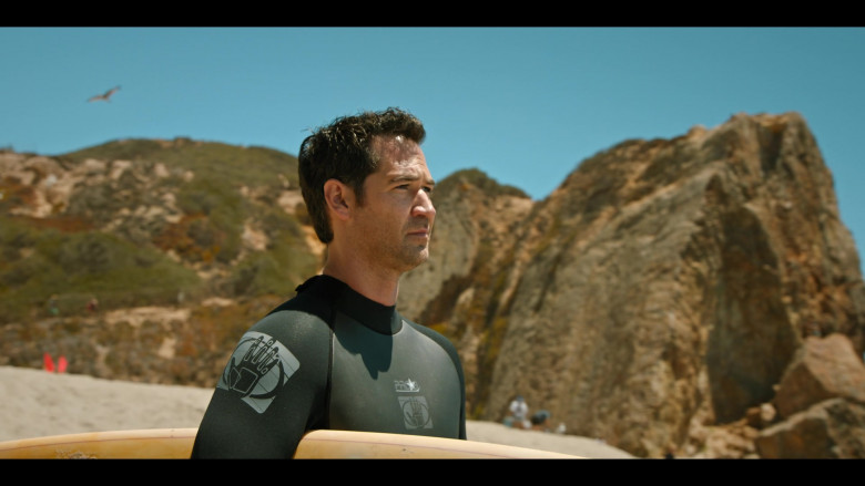 Body Glove Wetsuit Worn by Manuel Garcia-Rulfo as Mickey Haller in The Lincoln Lawyer S01E10 The Brass Verdict (2)
