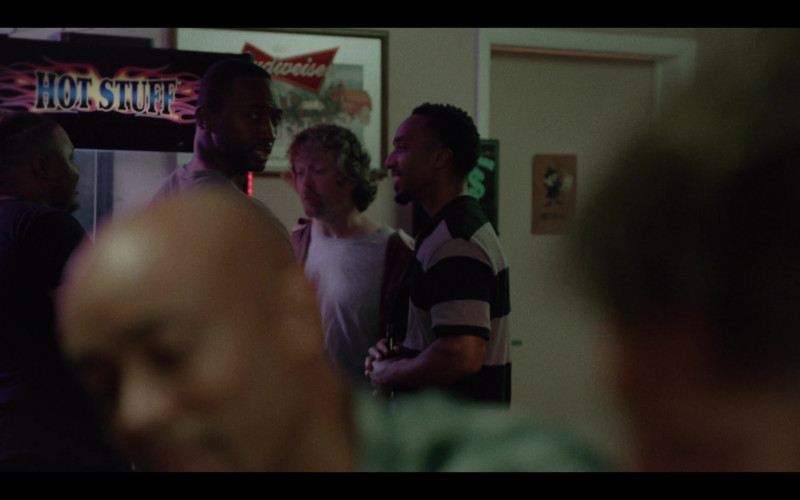 Budweiser Beer Sign in We Own This City S01E03 Part Three (2022)