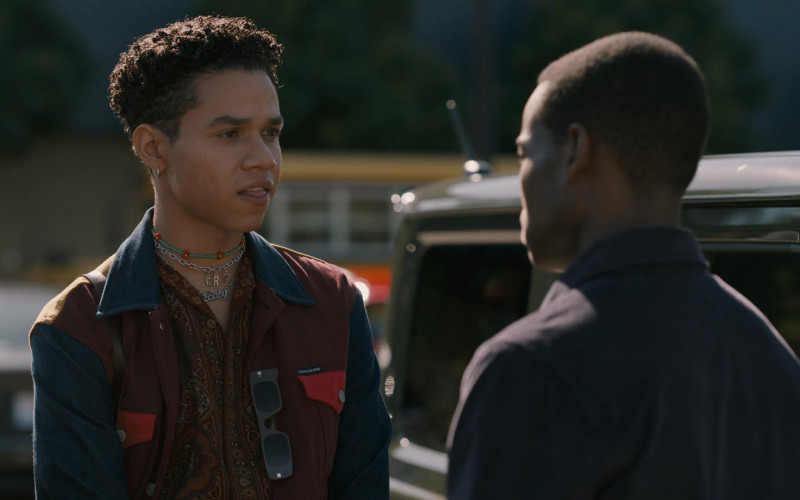 Calvin Klein Jeans Jacket of Miles Gutierrez-Riley as Ivan Taylor in The Wilds S02E06 Day 46-26 (1)