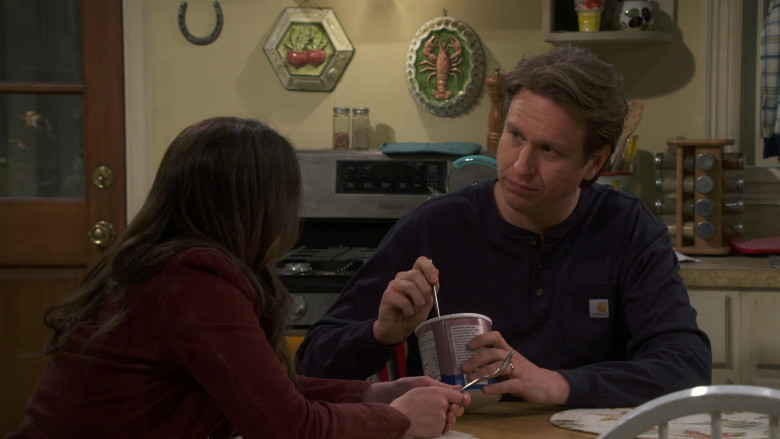 Carhartt Shirt of Pete Holmes as Tom in How We Roll S01E11 The Big One (2022)