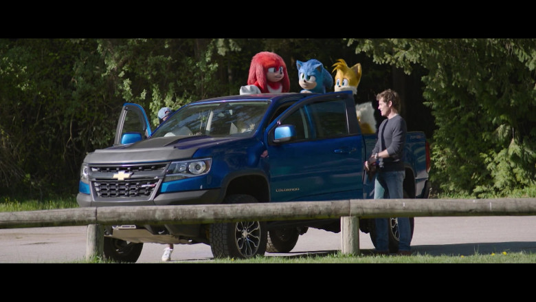 Chevrolet Colorado Blue Car in Sonic the Hedgehog 2 (2)