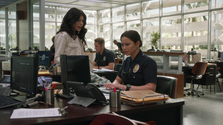 Cisco Phone in The Rookie S04E22 Day in the Hole (2022)
