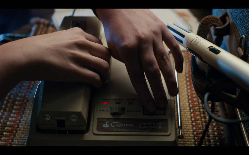 Cobra Cordless Telephone by Dynascan Corporation in Stranger Things S04E02 Chapter Two Vecna’s Curse (2022)