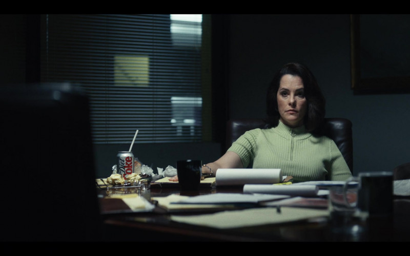 Coca-Cola Diet Coke Soda Can of Parker Posey as Freda Black in The Staircase S01E04 Common Sense (2022)