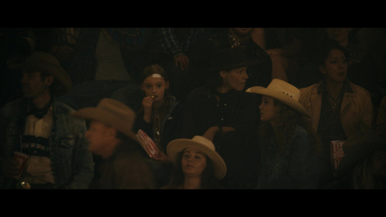 Coca-Cola Drink in Outer Range S01E08 The West (2022)